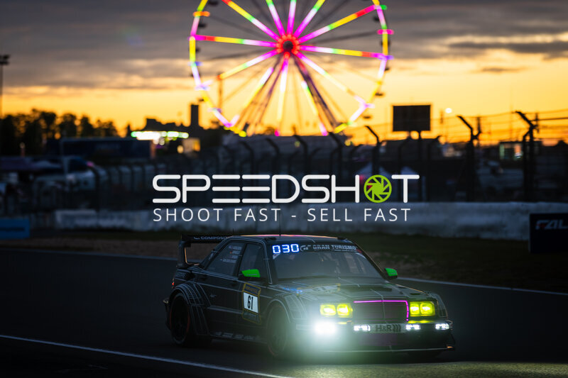 Mercedes-Benz 190E #61 von HWA Engineering Speed bei Sonnenuntergang am Nürburgring