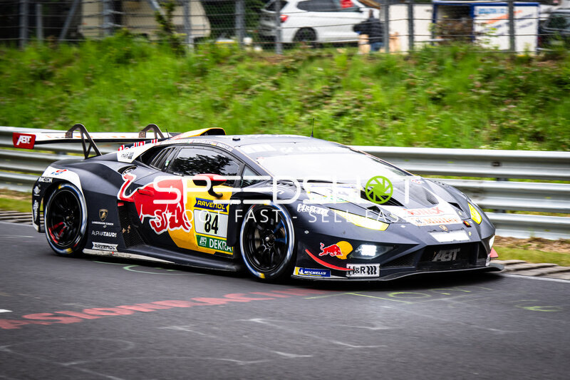 Lamborghini Huracán GT3 #84 von Red Bull Team ABT auf der Nordschleife