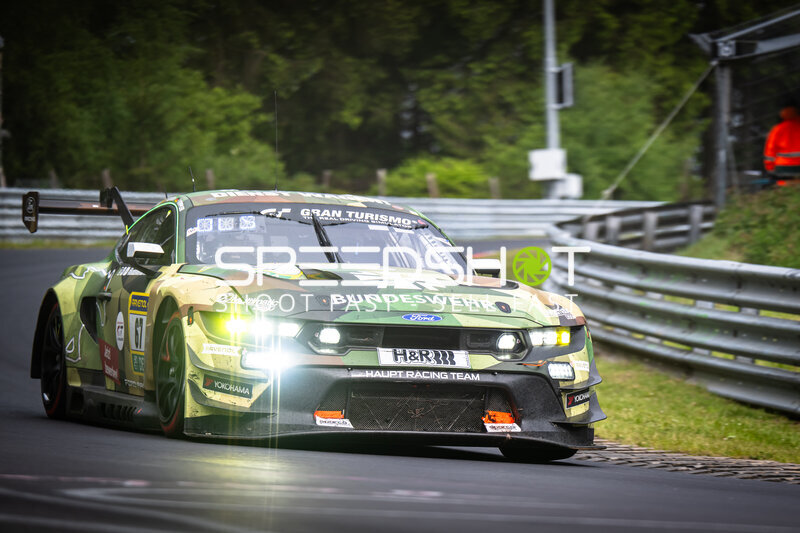 Ford Mustang GT3 #67 von HRT Ford Racing auf der Nordschleife