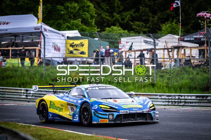 McLaren GT3 #69 von Doerr Motorsport auf dem Nürburgring