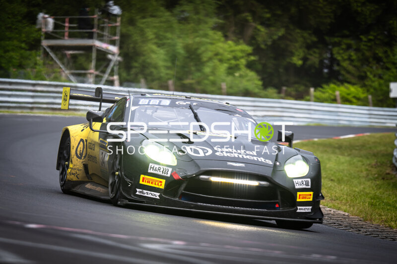 Aston Martin GT3 #34 von natural elements by Walkenhorst Motorsport auf der Nordschleife