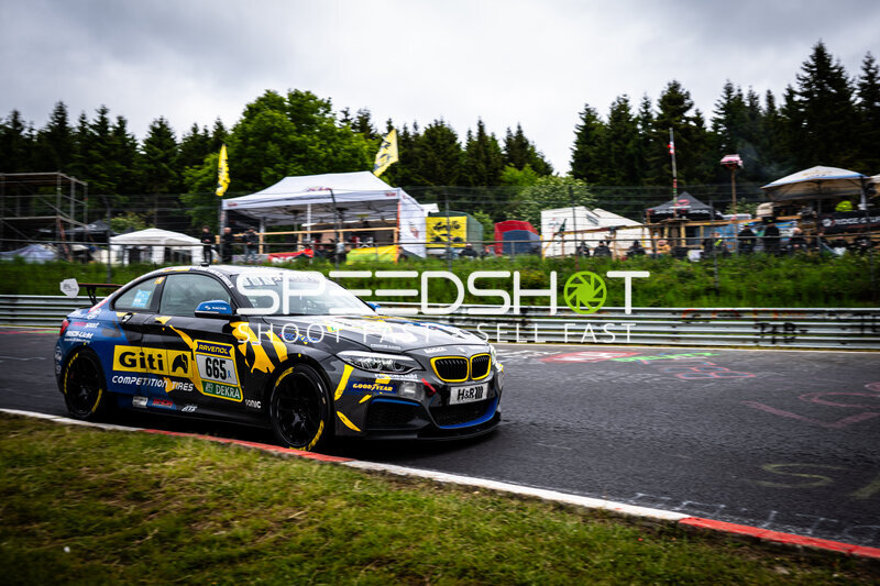 BMW M235i Racing #665 von GITI TIRE MOTORSPORT BY WS RACING auf der Nordschleife