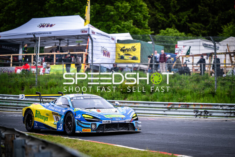 McLaren GT3 #69 von Doerr Motorsport auf der Nordschleife