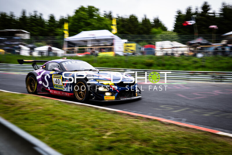 BMW Z4 GT3 #40 von W.I.S Racing Team auf dem Nürburgring