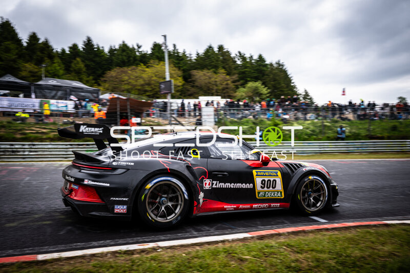 Porsche 911 GT3 #900 von BLACK FALCON Team ZIMMERMANN auf dem Nürburgring
