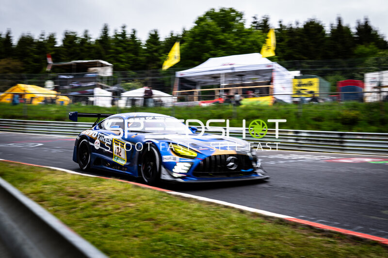 Mercedes-AMG GT3 #32 von Toyo Tires with Ring Racing auf dem Nürburgring