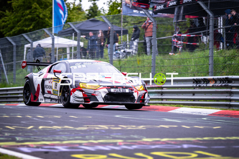 Audi R8 LMS GT3 #19 von Max Kruse Racing auf der Nordschleife