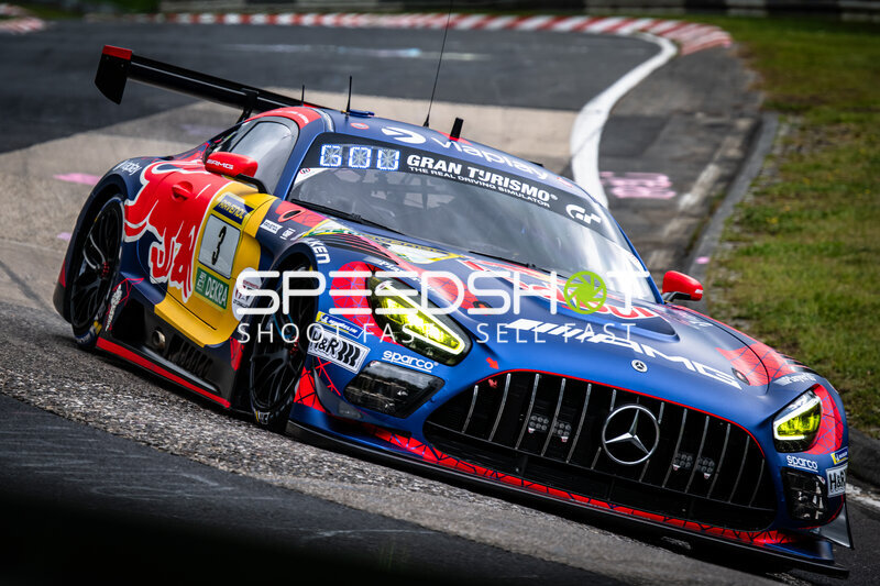 Mercedes-AMG GT3 #9 von ROWE RACING auf der Nordschleife