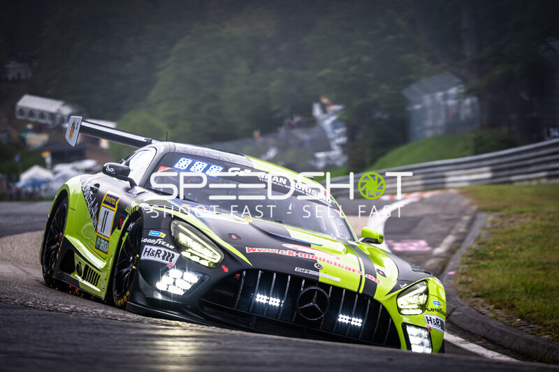 Mercedes-AMG GT3 #88 von SUBARU TECNICA INTERNATIONAL auf der Nordschleife