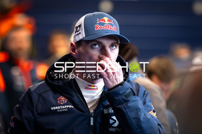 Verstappen Racing Fahrer im Fahrerlager am Nürburgring
