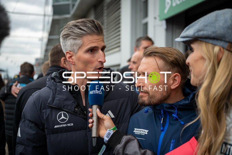 Interview im Fahrerlager der 24h Nürburgring