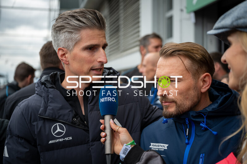 Interview im Fahrerlager beim 24h Nürburgring