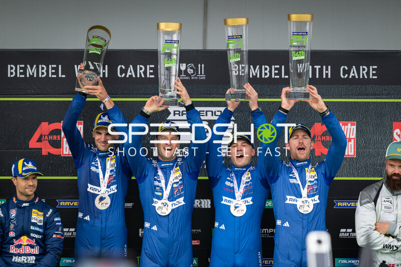 Mercedes-AMG Team RAVENOL #80 gewinnt 24h Nürburgring 2026