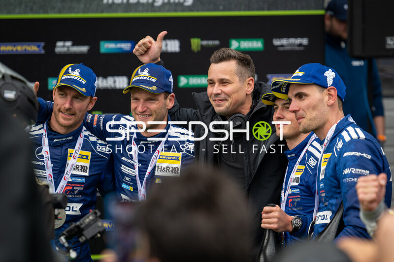 Mercedes-AMG Team RAVENOL #80 feiert Erfolg beim 24h Nürburgring