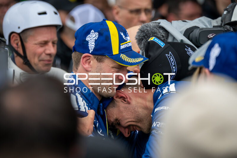 Fahrerlager-Szene beim 24h Nürburgring 2026