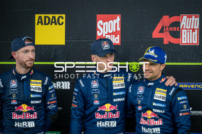 Red Bull Team ABT Fahrer bei Pressekonferenz zur 24h Nürburgring 2026