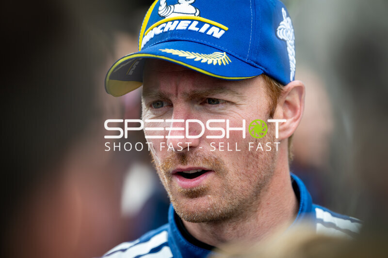 Maxime Martin im Fahrerlager beim 24h Nürburgring 2026