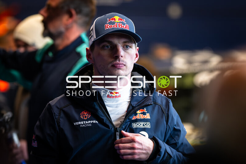 Max Verstappen bei Mercedes-AMG Team Verstappen Racing im Fahrerlager