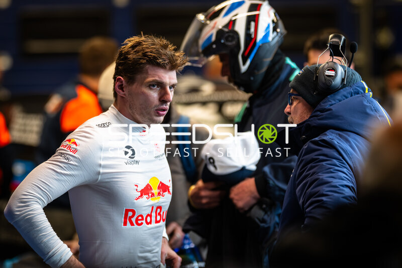 Max Verstappen im Fahrerlager der 24h Nürburgring 2026