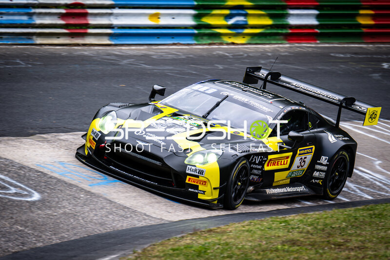 Porsche 911 GT3 R #35 von Walkenhorst Motorsport auf der Nordschleife