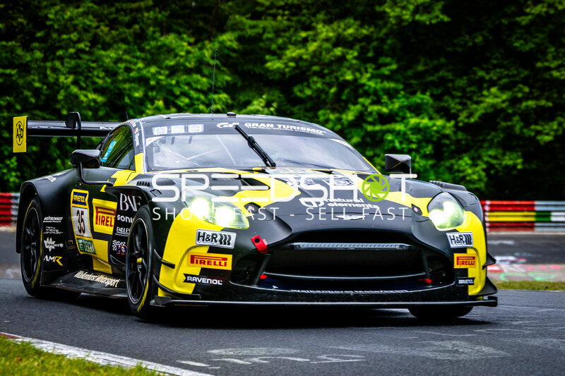 Aston Martin Vantage GT3 #35 von Walkenhorst Motorsport auf der Nordschleife