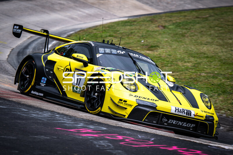 Porsche 911 GT3 #17 von Dunlop Motorsport auf der Nordschleife