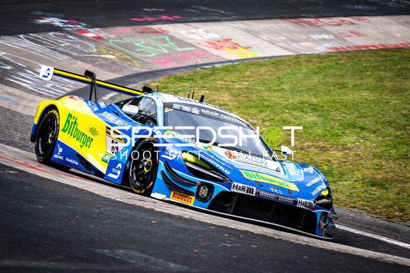 BMW M4 GT3 #69 von Doerr Motorsport auf der Nordschleife