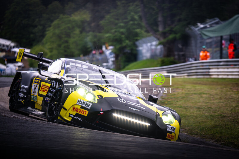 Ferrari 488 GT3 #35 von Walkenhorst Motorsport auf der Nordschleife