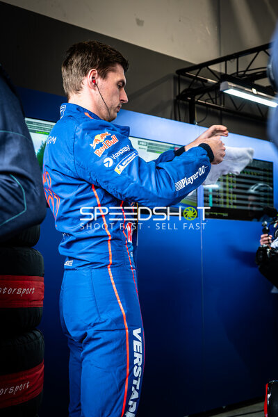 Max Verstappen im Fahrerlager der Mercedes-AMG Team Verstappen Racing