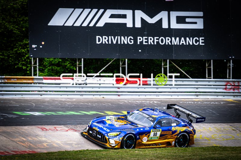 Mercedes-AMG GT3 #80 von Mercedes-AMG Team RAVENOL auf der Nürburgring-Nordschleife
