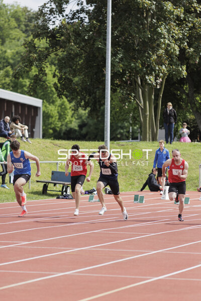 Sprintstart mit Startnummern