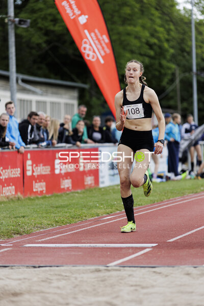 Weitsprung Startnummer 108