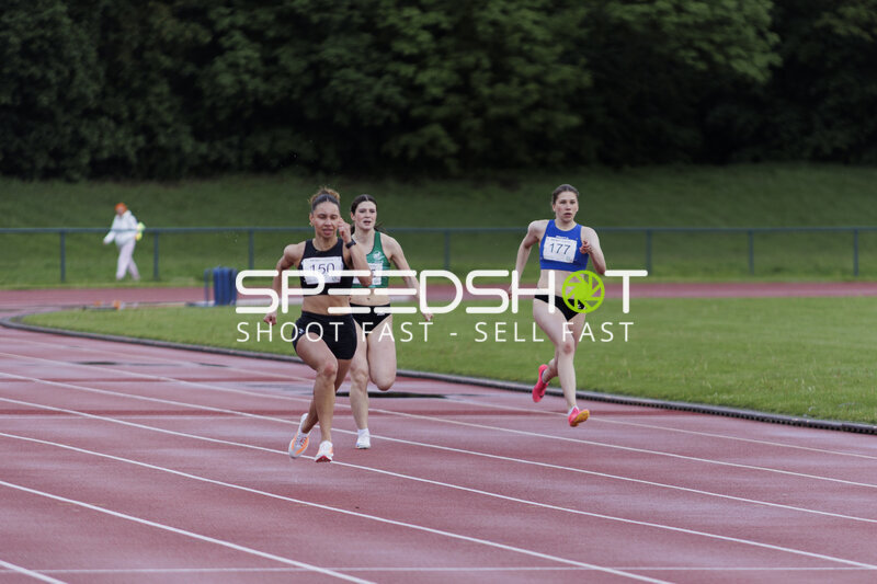 Sprint mit Startnummern 150, 170, 177