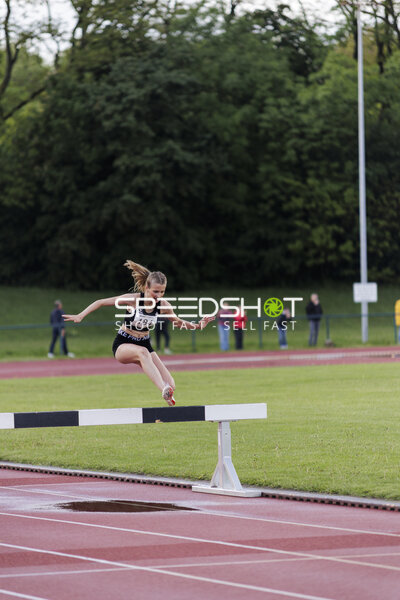 Athletin mit Startnummer 184