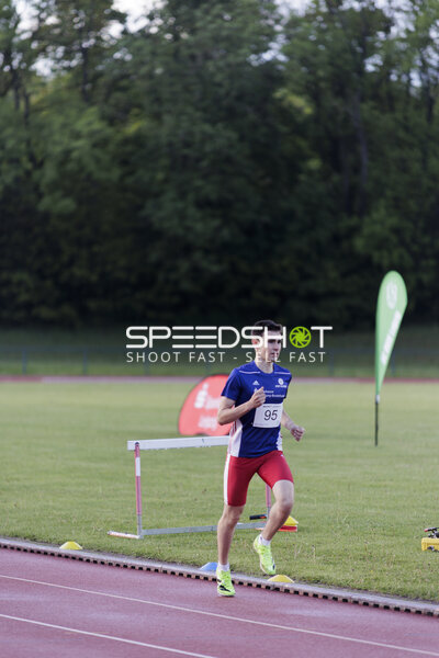 Athlet mit Startnummer 95