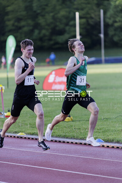 Sprintduell mit Startnummern