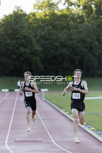 Sprintduell mit Startnummern