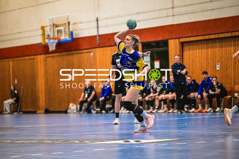 Szene mit Lina Steinecke (16; Buxtehude SV U19)