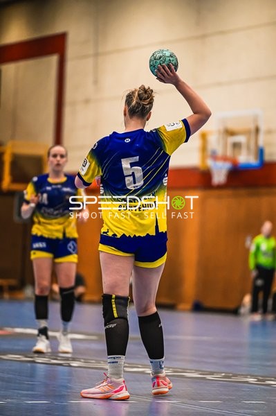Szene mit Carlotta Fröhlich (5; Buxtehude SV U19)