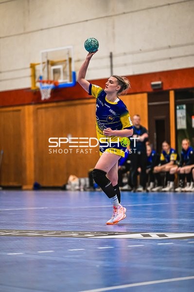 Szene mit Carlotta Fröhlich (5; Buxtehude SV U19)