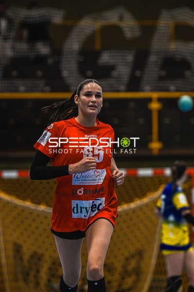 Szene mit Chiara Lavinia Rohr (65; TV Hannover-Badenstedt U19)