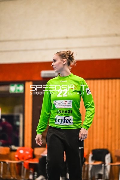 Szene mit Jette Lüer (22; Buxtehude SV U19)
