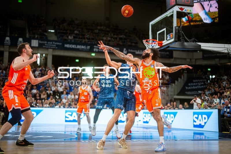Kampf um den Ball in Heidelberg