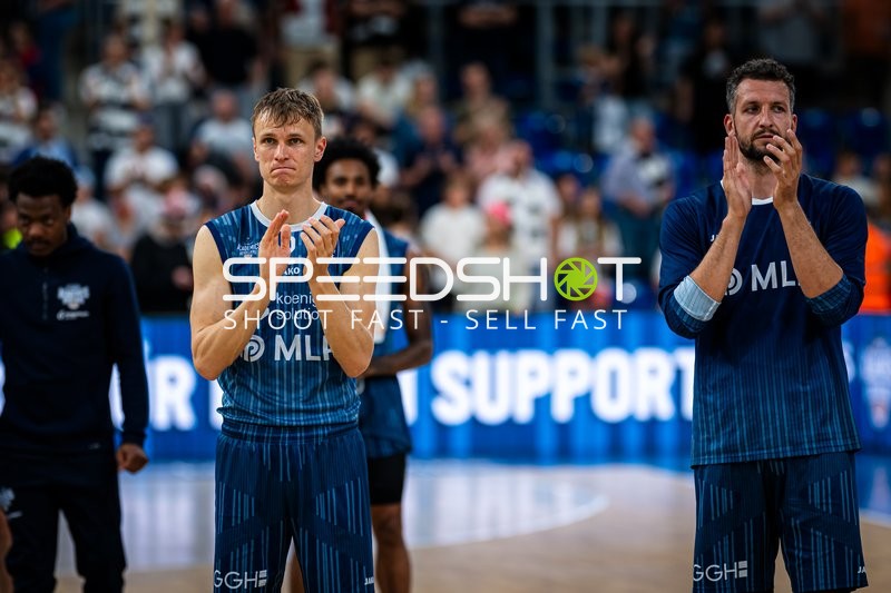 Applaus für Paul Zipser (9; MLP Academics Heidelberg) und Niklas Würzner (2; MLP Academics Heidelberg)