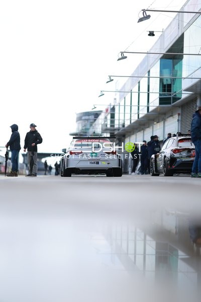 Boxenstopp beim 24h Nürburgring