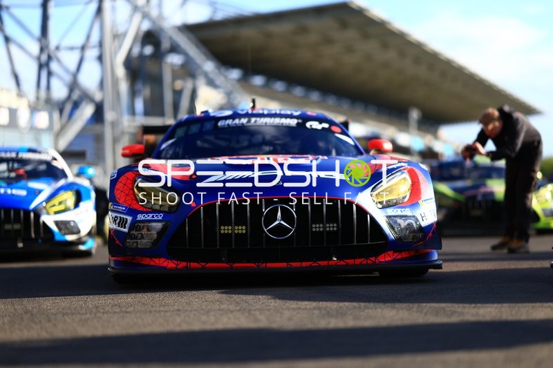 Mercedes-AMG GT3 in Startvorbereitung beim 24h Nürburgring 2026