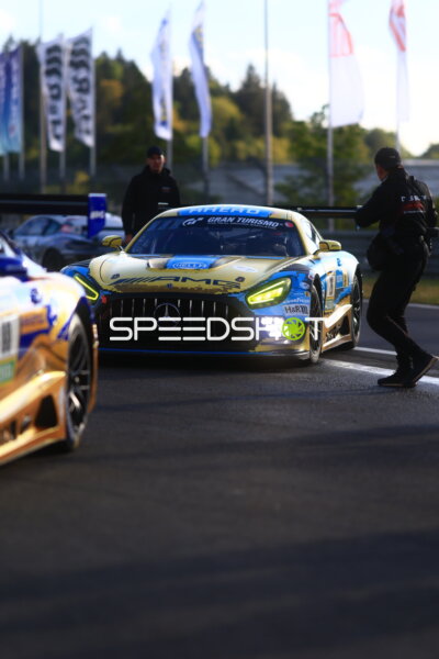 Boxenstopp am Nürburgring