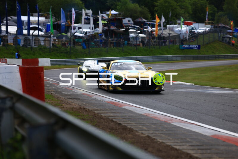 Mercedes-AMG GT3 #91 von Reiter Engineering auf dem Nürburgring