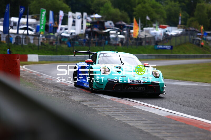 Falken Motorsports Porsche 911 GT3 R #44 am Nürburgring