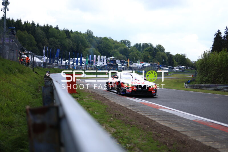 ROWE RACING BMW M4 GT3 #99 auf der Nürburgring-Nordschleife